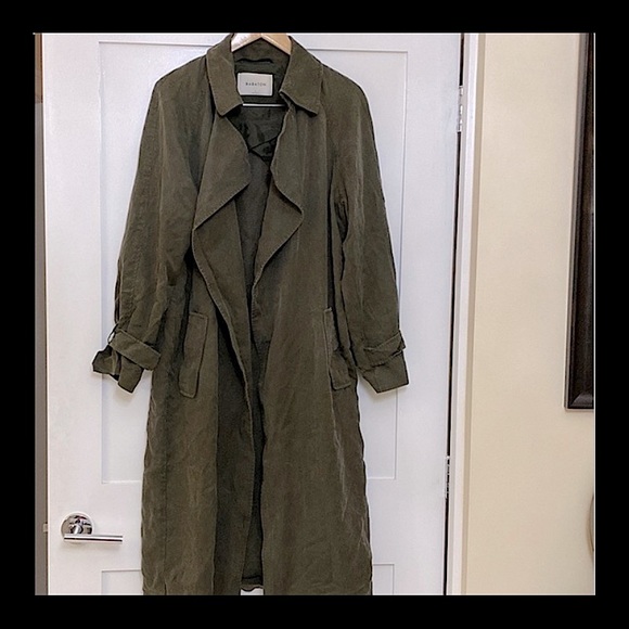 Aritzia Babaton Lawson Trench Coat Size L ⭐️⭐️⭐️⭐️ - Picture 5 of 13